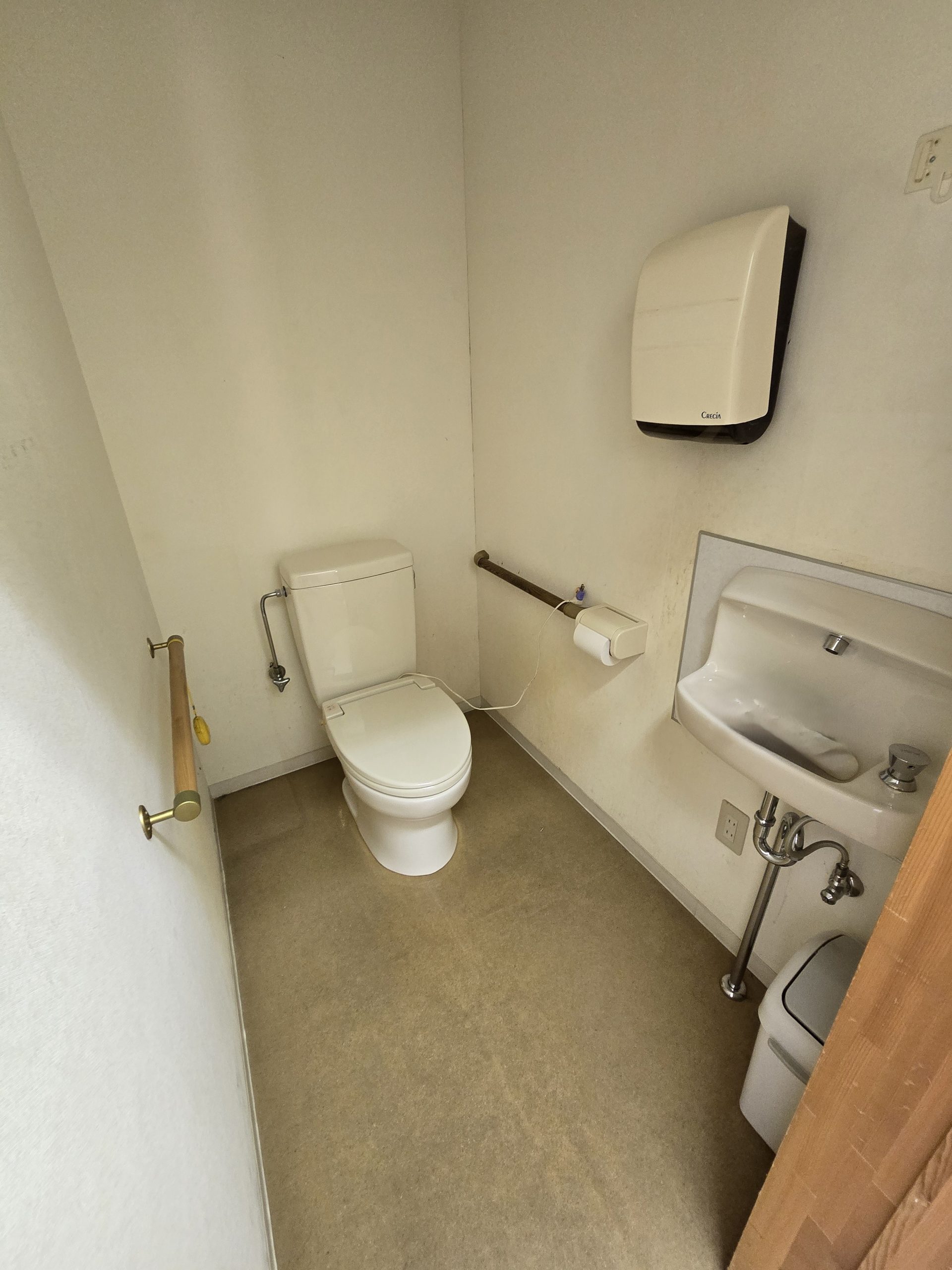 施工前のトイレ